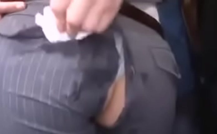 سكس اسيوى خلفى نيك بنت مراهقه من طيزها