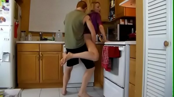 سكس امهات ابن ينيك امة فى المطبخ نيك محارم